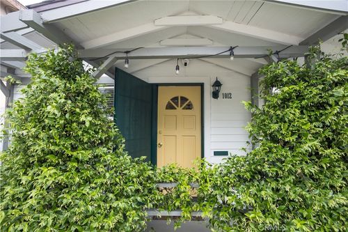 1012 Temple Ave, Long Beach, CA, 90804-3708 | Card Image