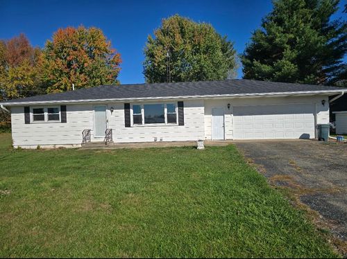 10533 S County Line Rd, Union City, MI, 49094-9678 | Card Image