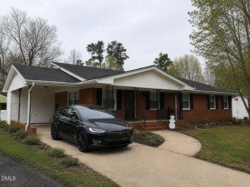 2824 Crestline Ave, Raleigh, NC, 27603-3111 | Card Image