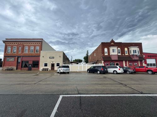 111 E Main St, Hawkeye, IA, 52147-9124 | Card Image