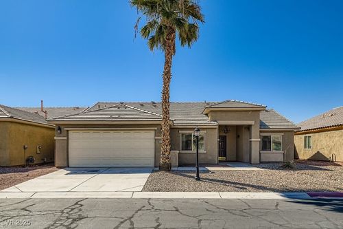 5605 Estrella Mountain Ct, Las Vegas, NV, 89122-4742 | Card Image