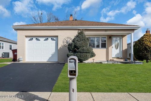 63 Hyannis St, Toms River, NJ, 08757-3843 | Card Image