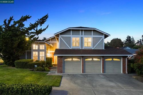 11878 W Vomac Rd, Dublin, CA, 94568-1049 | Card Image