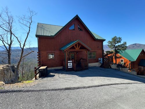 4829 Highland Place Way, Pigeon Forge, TN, 37863 | Card Image