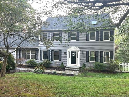15 Beechwood Rd, Branford, CT, 06405-3275 | Card Image