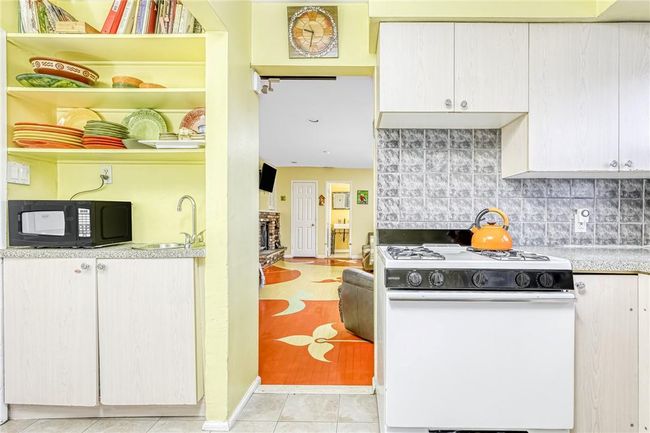 11 Rainbow Ct, House other with 6 bedrooms, 4 bathrooms and 1 parking in Spring Valley NY | Image 9