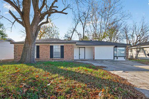 1238 Hopper Rd, Houston, TX, 77037-3527 | Card Image