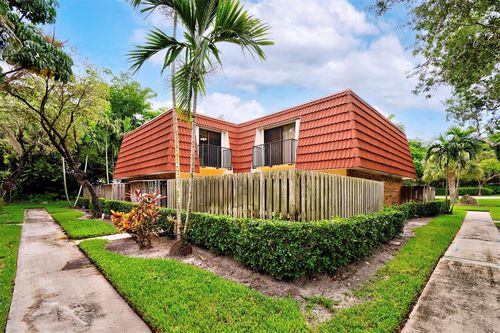 770-770 Nw 98th Way, Plantation, FL, 33324-4969 | Card Image