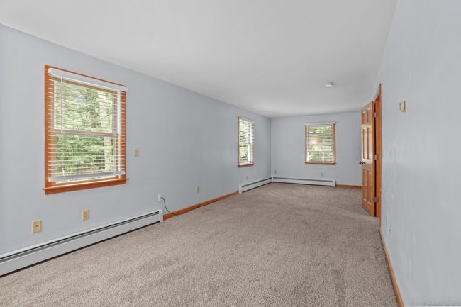 142 Sunset Dr, House other with 3 bedrooms, 3 bathrooms and 6 parking in Killingly CT | Image 25