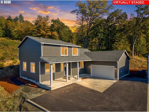 664 Brooks Loop, Sutherlin, OR, 97479-9306 | Card Image