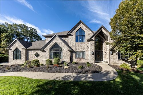 421 Lenox Ct, Gibsonia, PA, 15044-6211 | Card Image