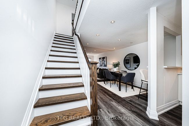 7 - 120 Glen Manor Dr, Condo with 2 bedrooms, 2 bathrooms and 1 parking in Toronto ON | Image 18