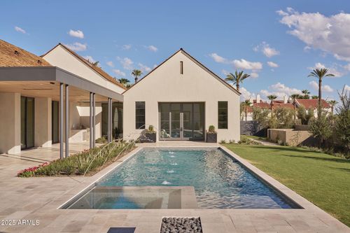 2-4600 N Rubicon Ave, Phoenix, AZ, 85018 | Card Image