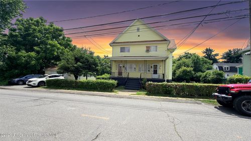 1618 Return Ave, Scranton, PA, 18508-1730 | Card Image