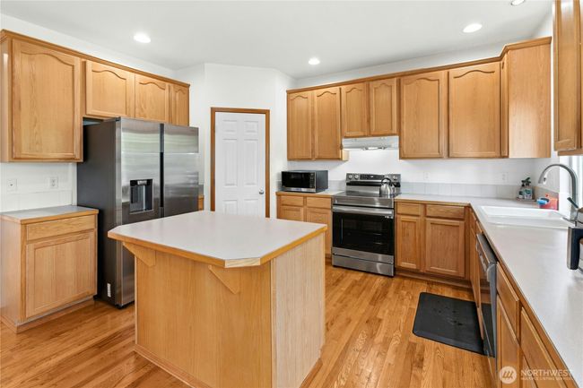 9 166 Th Pl Se, House other with 4 bedrooms, 3 bathrooms and 2 parking in Bothell WA | Image 8