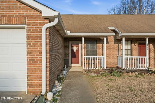 4606 Dewey Way, Knoxville, TN, 37912-4211 | Card Image