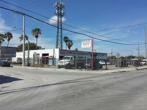 60 Nw 20th St, Miami, FL, 33127-4930 | Card Image