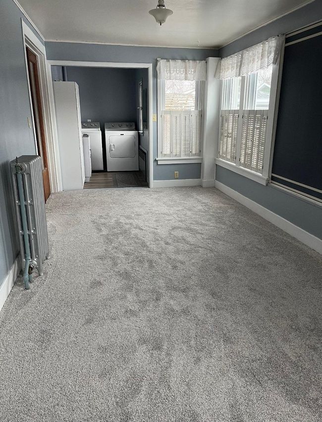 Bonus room with new carpeting | Image 12