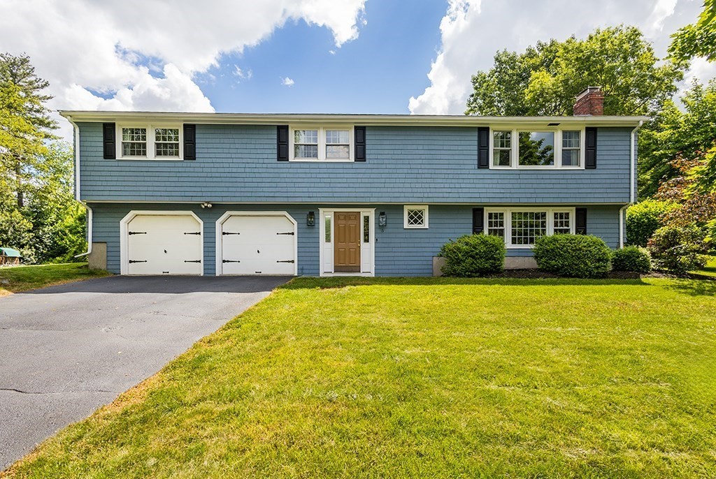 Wildwood Dr, Medfield, MA 02052