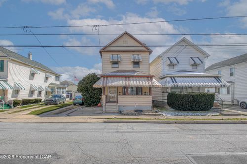 342 Phillips St, Hanover Township, PA, 18706-1317 | Card Image