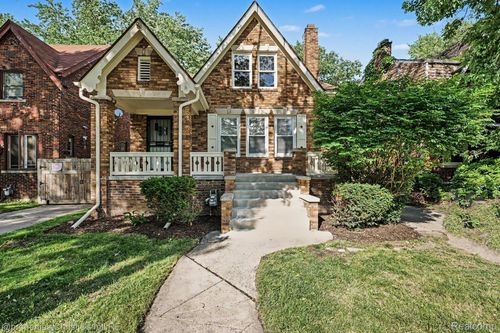 5984 Kensington Ave, Detroit, MI, 48224-3803 | Card Image