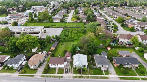4977 John St, Beamsville, ON, L3J0P1 | Card Image