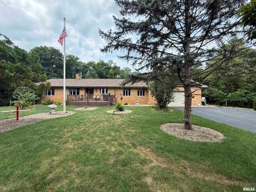 321 Townhall Rd, Metamora, IL, 61548-9588 | Card Image