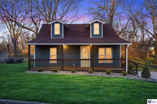 105 Brooks St, Elizabethtown, KY, 42701-1203 | Card Image