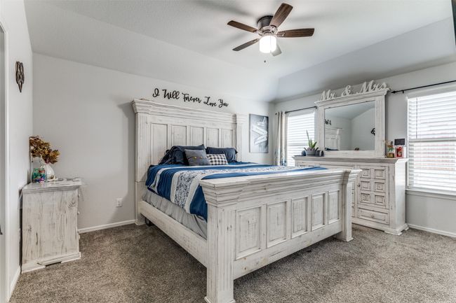 8305 Artesian Springs Dr, House other with 4 bedrooms, 2 bathrooms and null parking in Fort Worth TX | Image 12