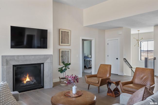 24024 185 Th St, House other with 4 bedrooms, 4 bathrooms and null parking in Bettendorf IA | Image 12