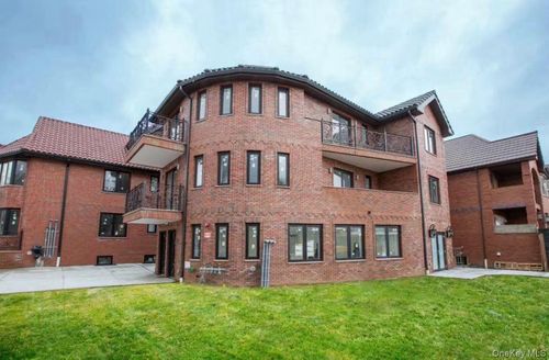 4573 Parsons Boulevard, New York, NY, 11355 | Card Image