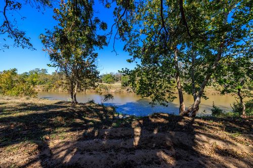 181 Ranch Road 1, Stonewall, TX, 78671 | Card Image