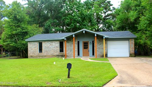 1905 C W Webb Rd, Gautier, MS, 39553-6907 | Card Image