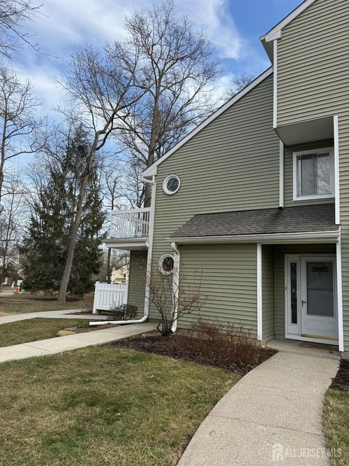 7 Foxtail Ln, Monmouth Junction, NJ, 08852-2005 | Card Image