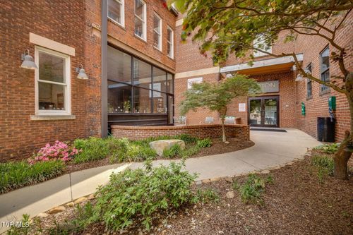 200-116 Tipton Street, Johnson City, TN, 37604 | Card Image