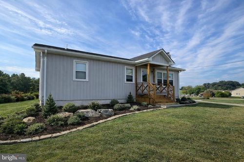 613 Airport Rd, LURAY, VA, 22835-4419 | Card Image