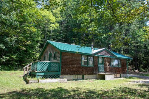 891 Rte 100, Weston, VT, 05161-5405 | Card Image