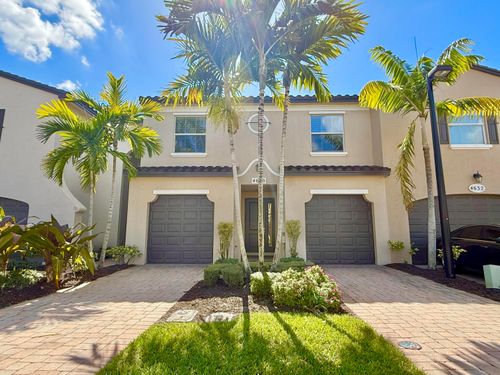 4630 Mediterranean Cir, Palm Beach Gardens, FL, 33418-1003 | Card Image