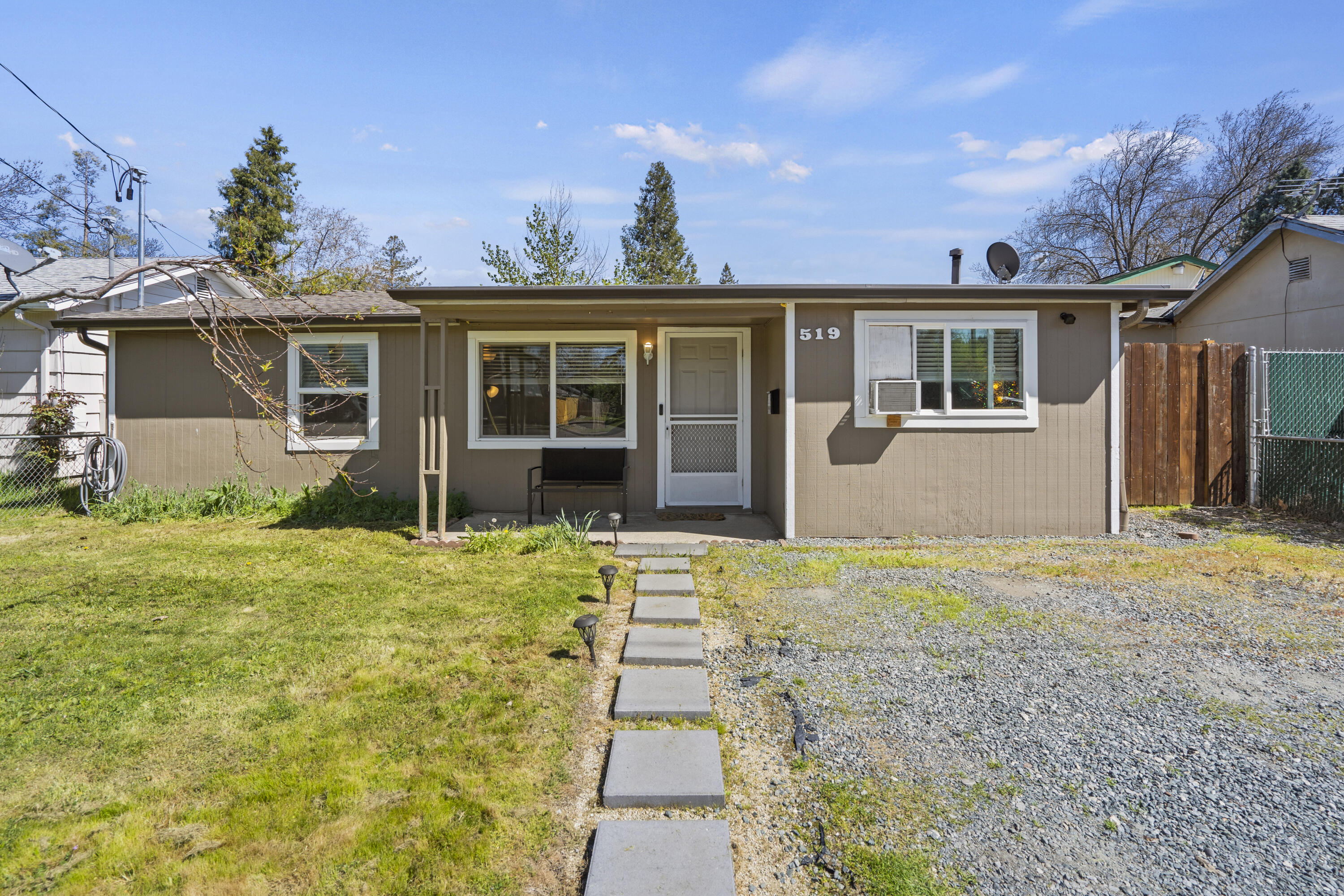Union Ave, Medford, OR 97501