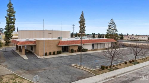 4000 Rio Del Norte St, Bakersfield, CA, 93308-1024 | Card Image