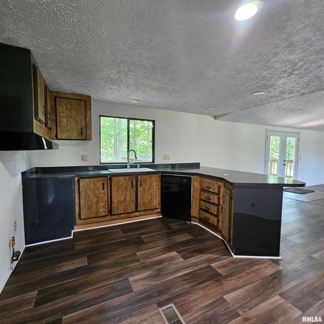 22488 N Mayflower Ln, House other with 3 bedrooms, 2 bathrooms and null parking in Dix IL | Image 54