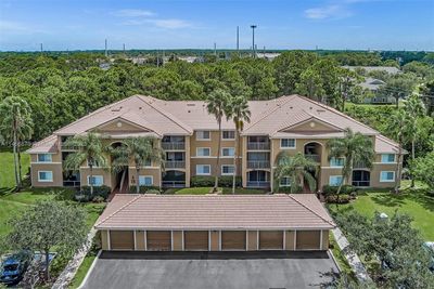 305 - 3659 Nw Adriatic Ln, Condo with 2 bedrooms, 2 bathrooms and null parking in Jensen Beach FL | Image 1