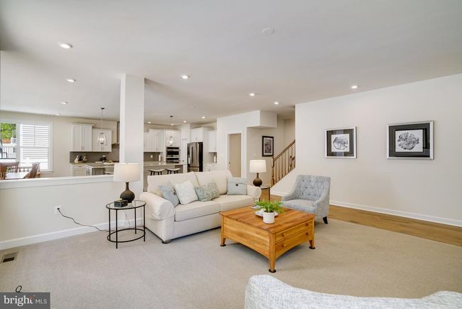 8942 Hubbard Way, House other with 4 bedrooms, 4 bathrooms and null parking in LORTON VA | Image 17