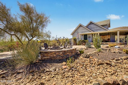 1935 E Tanya Rd, Phoenix, AZ, 85086-8463 | Card Image