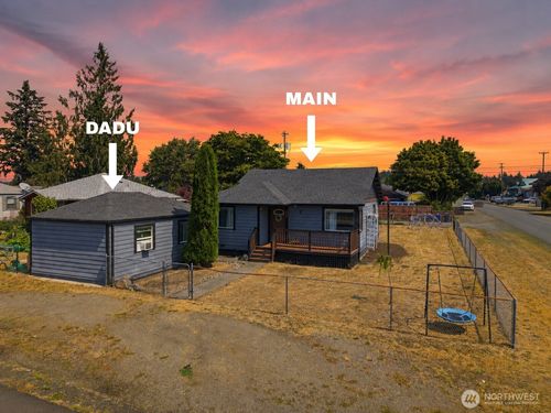 2106 Madison St, Shelton, WA, 98584-2941 | Card Image