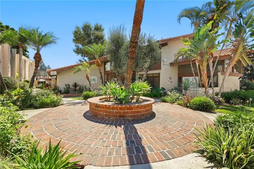 unit-1802-212 S Kraemer Blvd, Placentia, CA, 92870-6132 | Card Image