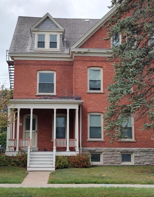 134 U.S. Oval, Plattsburgh, NY, 12903 | Card Image