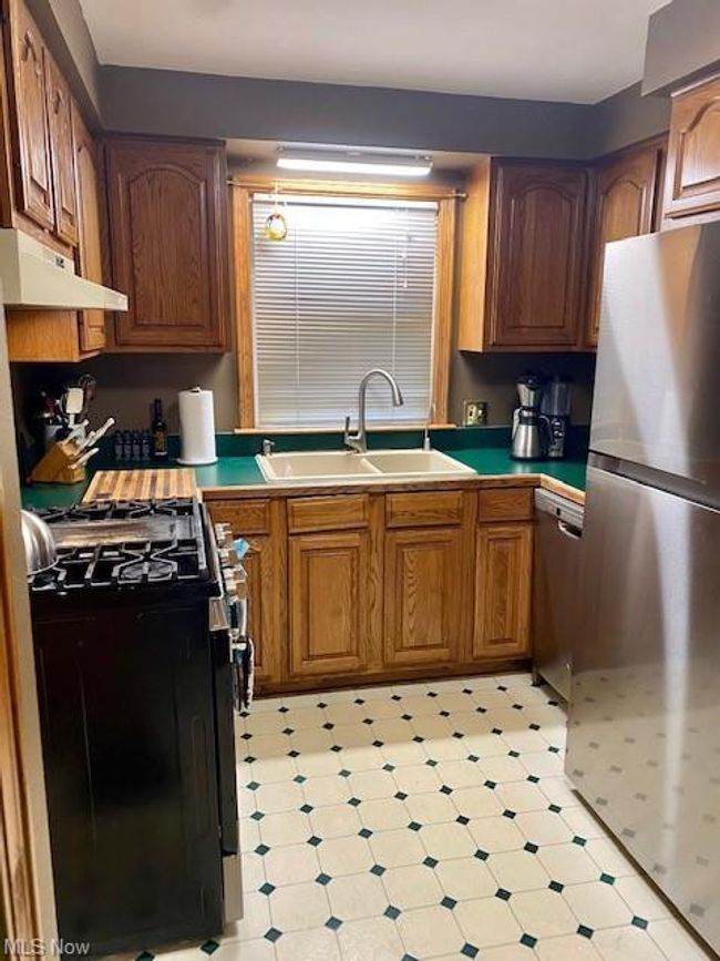 137 Delverne Avenue Sw, Sold in Canton Zoocasa