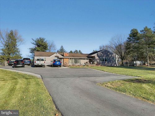 2300 Baker Road, YORK, PA, 17408 | Card Image