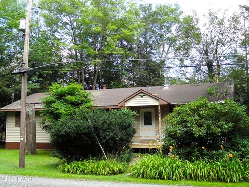 120 Melody Ln, Greentown, PA, 18426-4459 | Card Image